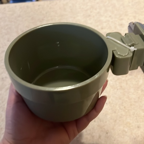 New Living World Lock & Crock bowl - Picture 6 of 8